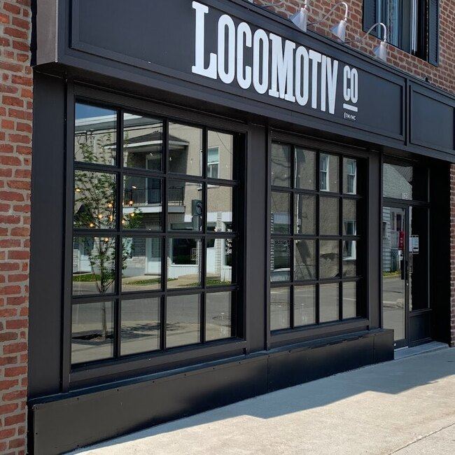 Locomotiv co Brewing Co. Berthierville - Menu, avis & plus janvier 2026