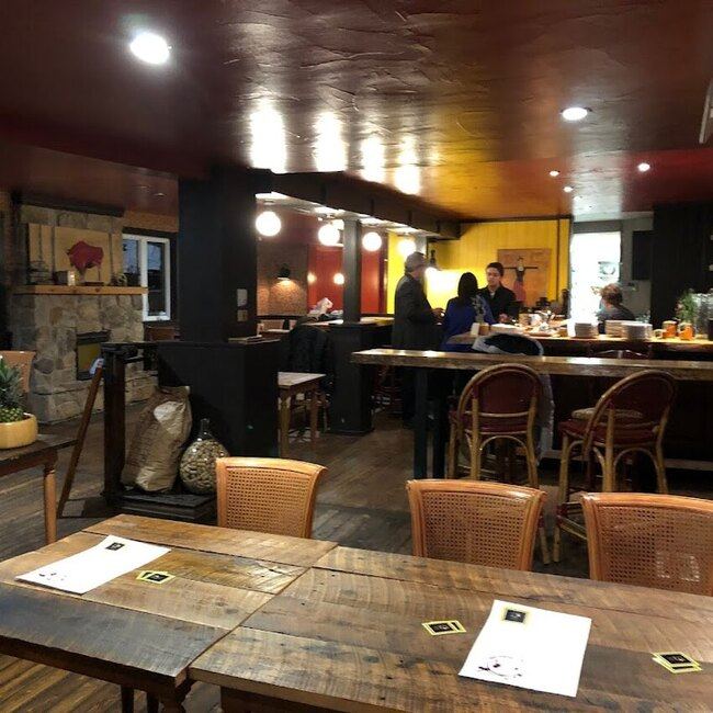 Nena - Tapas & Pintxo - Restaurants pr&egrave;s de: J0R1R3