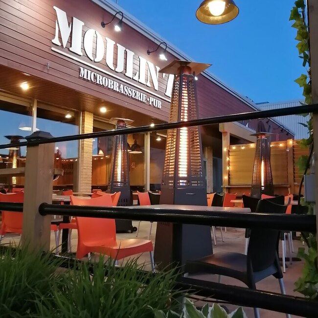 Moulin 7 - Microbrasserie / Pub & Boutique - Eastern Townships Poutine