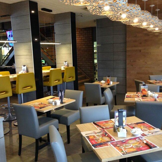 Stratos Pizzeria -  Restaurants Near: J2A1B5