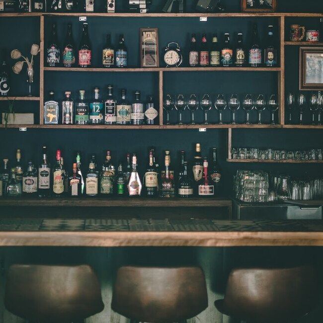 Louis' Pub - Restaurants pr&egrave;s de: J2G2K2