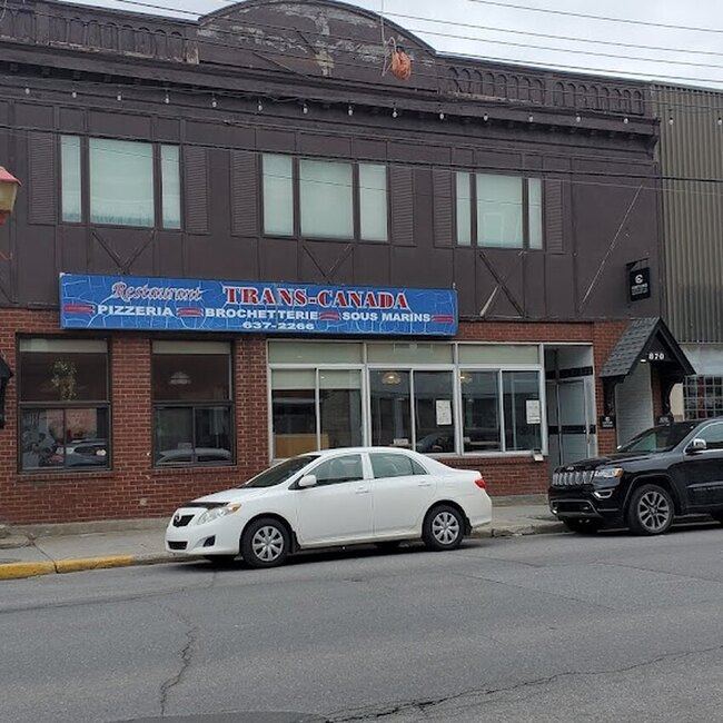 Trans Canada Pizzeria & Submarine - Restaurants pr&egrave;s de: H8S2P4