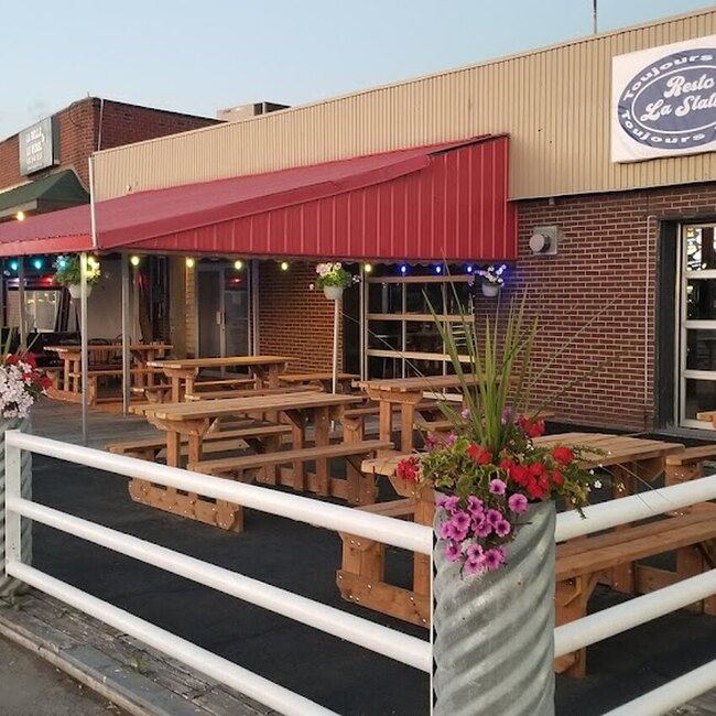 Resto La Station -  Restaurants Near: J6K1B7