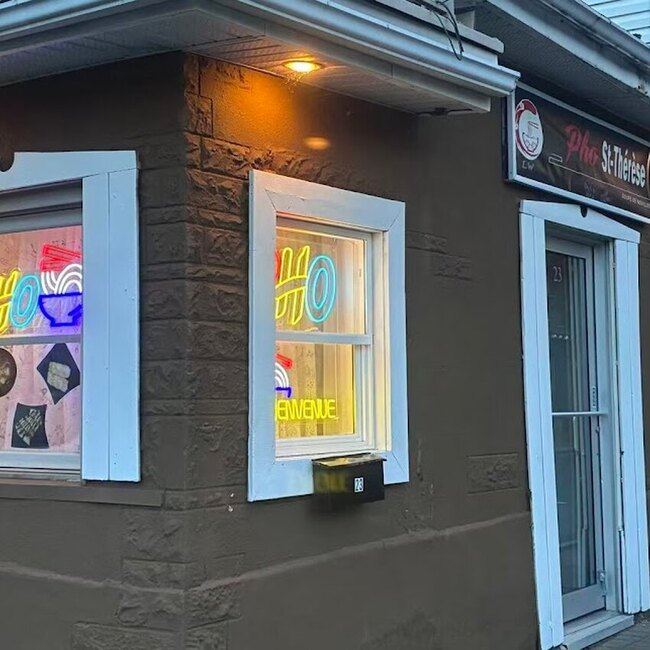 LW Pho -  Restaurants Near: J7G1C8