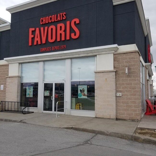 Chocolats Favoris - Restaurants pr&egrave;s de: H7C1N1