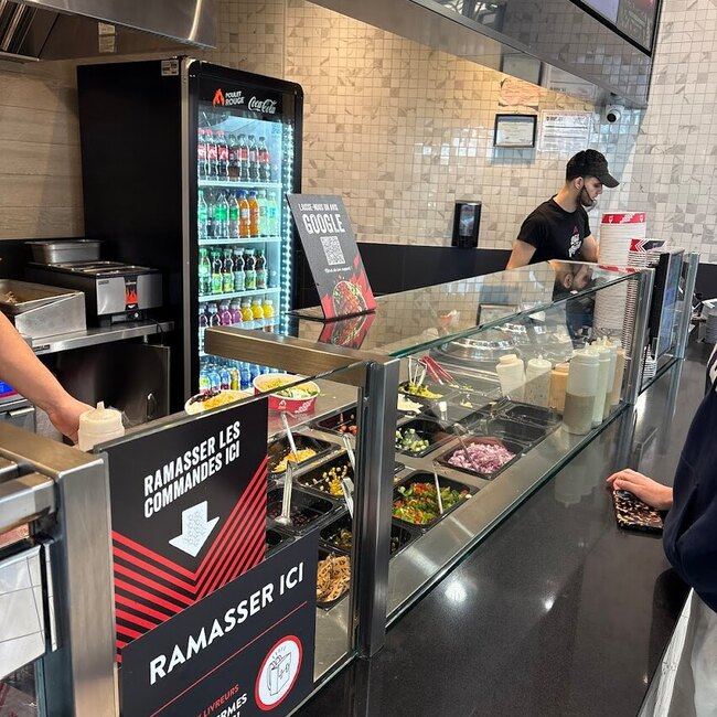 Poulet Rouge Drummondville - Menu, Reviews & More January 2026