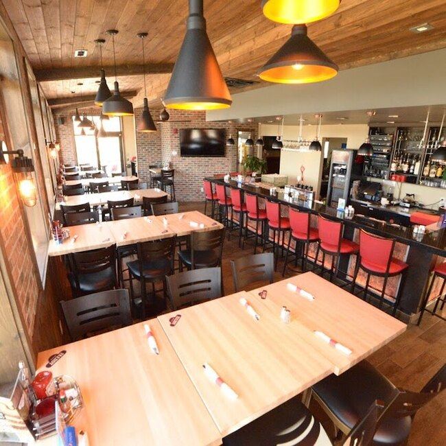 Chez Freddy Pizzeria Restaurant