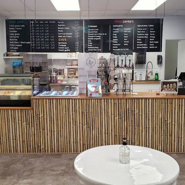 Hau Kalima - Restaurants pr&egrave;s de: J4V1M6