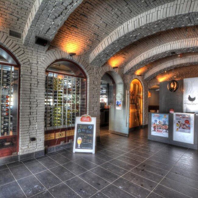 R&ocirc;tisserie St-Hubert - Restaurants pr&egrave;s de: J1L1C8