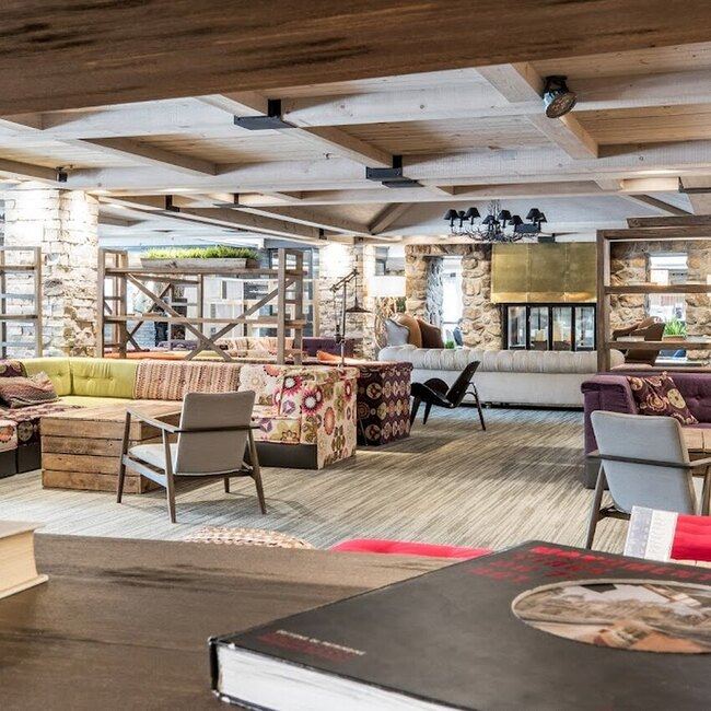 Bar Lounge Le Boudoir - Restaurants pr&egrave;s de: J0R1R3