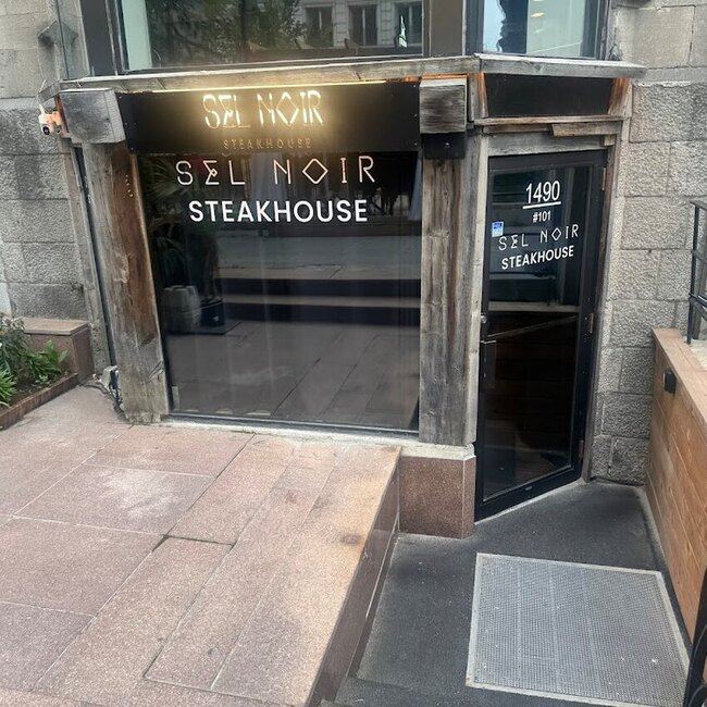 Sel Noir Steakhouse - Restaurants Plats &agrave; emporter Mille carr&eacute; dor&eacute;