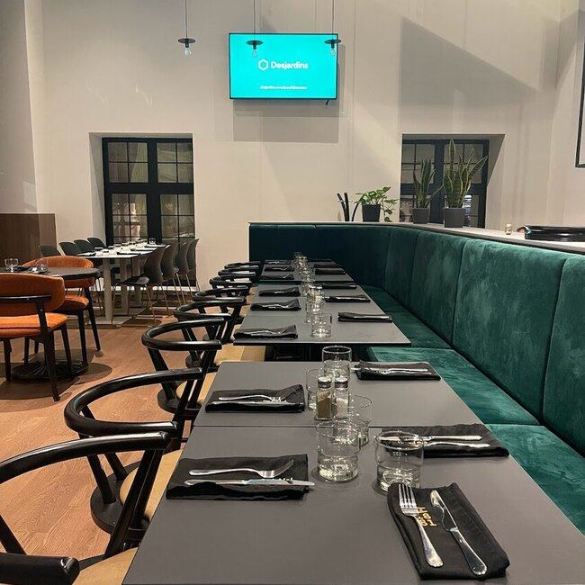 Restaurant 1881 - breakfast Restaurants Near: H3G0B9