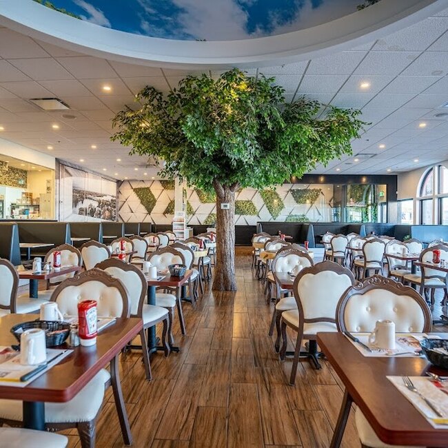 Coco Frutti -  Restaurants Near: H7P4J9