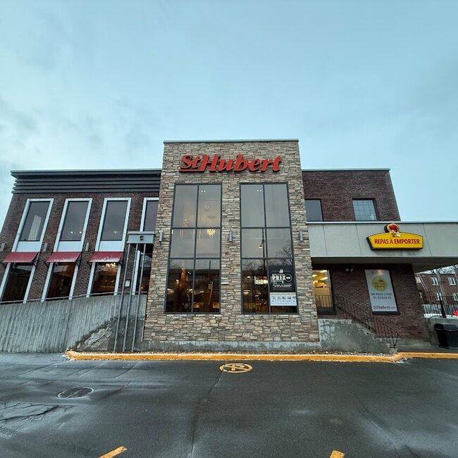 R&ocirc;tisserie St-Hubert -  Restaurants Near: H1N1M2