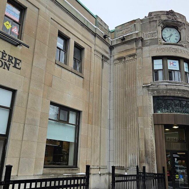 Premi&egrave;re Moisson -  Restaurants Near: H4G2L8