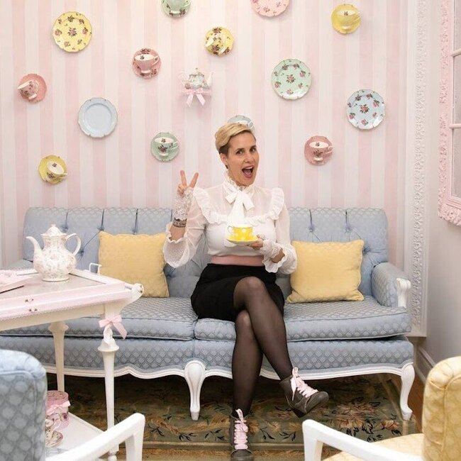 Lady Porcelaine - Le Plateau-Mont-Royal Theme / Unique Experience Restaurants