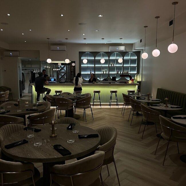 Le Godot -  Restaurants Near: H4G3M6