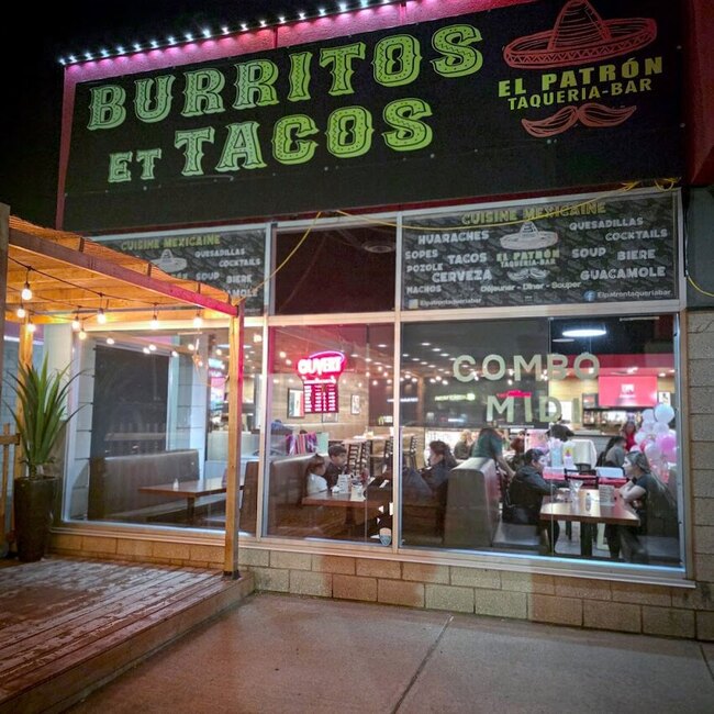 El Patron Taqueria Bar - Restaurants pr&egrave;s de: H7M4M2