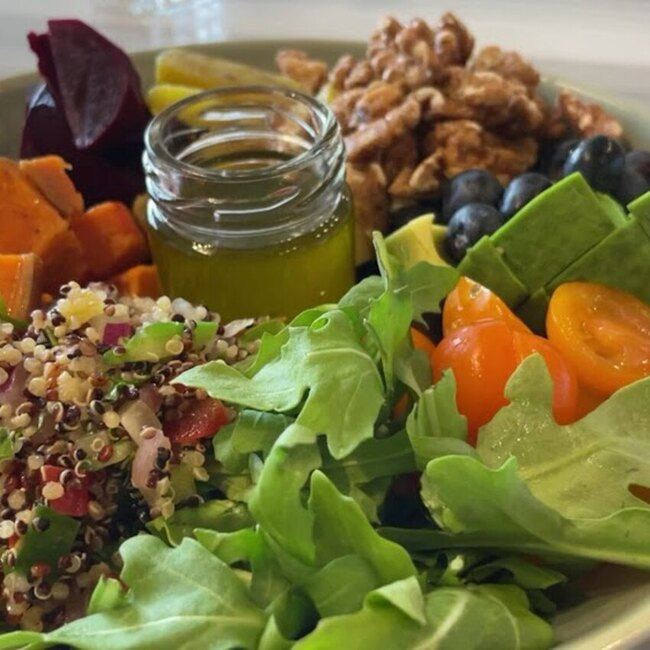 Shinas Boozy Brunch -  Restaurants Near: J7V0N3