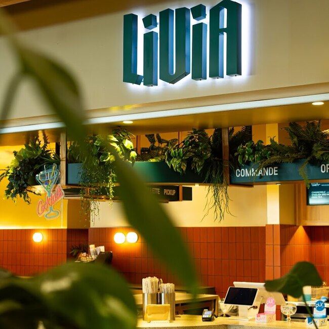 Livia - Restaurants pr&egrave;s de: H9S5W2