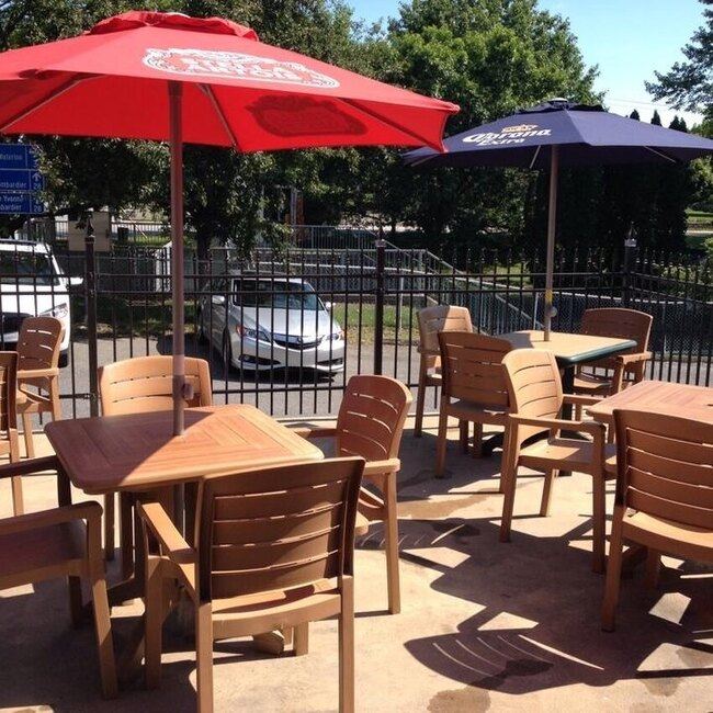 Bar Le Devin - Restaurants Terrasse Waterloo