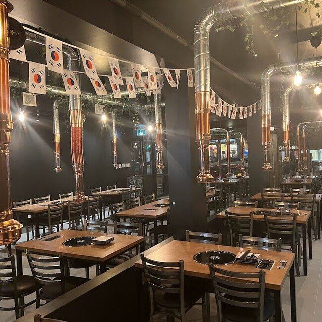 Mon Ami Korean BBQ - Restaurants pr&egrave;s de: H3T1Y2