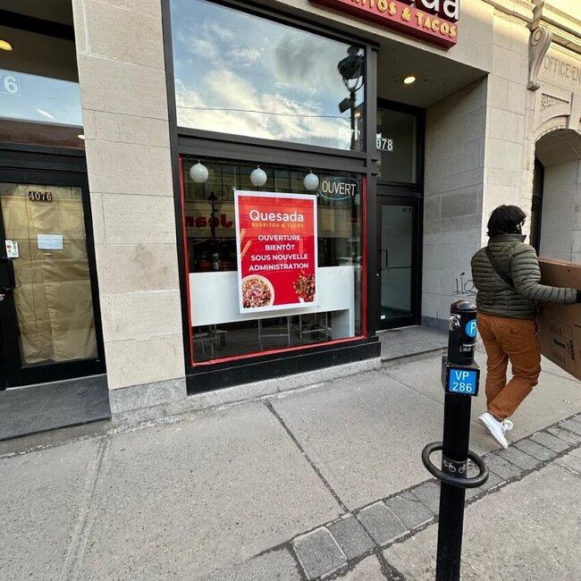 Quesada Burritos & Tacos - Restaurants pr&egrave;s de: H4G2L8