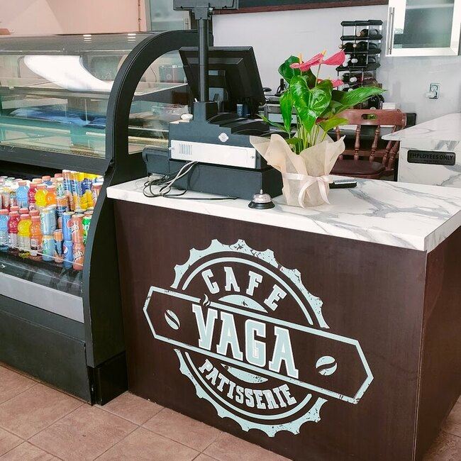 Caf&eacute; Vaga -  Restaurants Near: H3W2R7