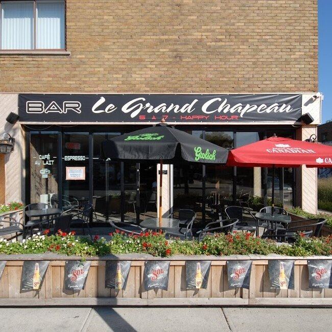 Bar Le Grand Chapeau - Montreal Bistros, Caf&eacute;s, Sandwiches Open Late Restaurants