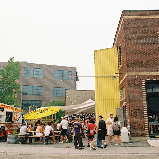 Bar WILLS - Mile-Ex Restaurants