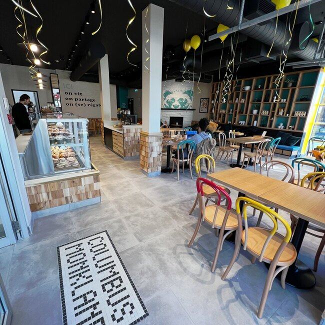 Columbus Caf&eacute; & Co - Restaurants pr&egrave;s de: H4A1E4