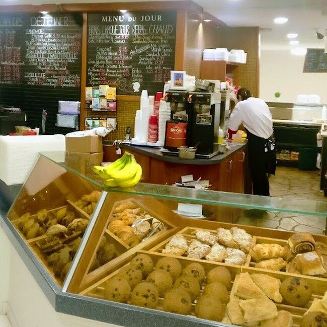 Caf&eacute; Double - Westmount Brunch Restaurants