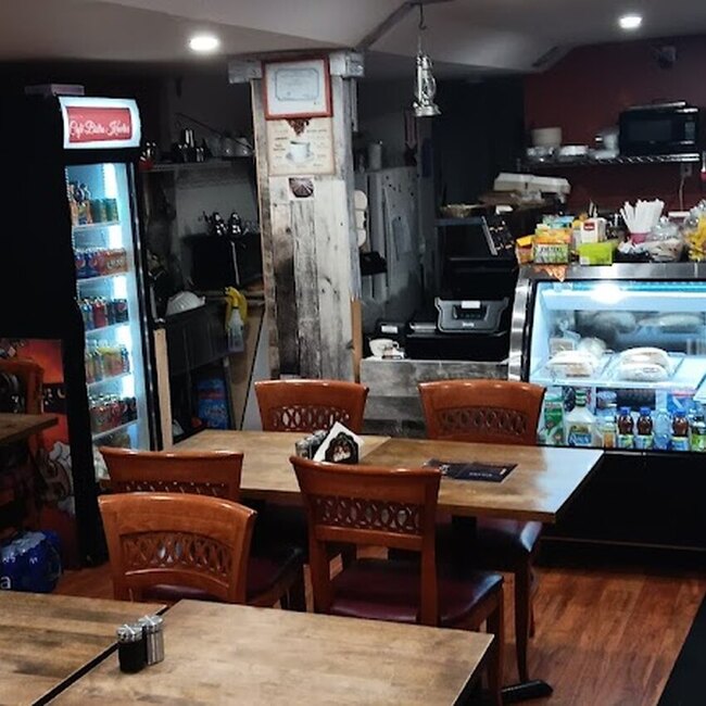 Caf&eacute; Bistro Kawtar - Restaurants Commande en ligne Pont Viau