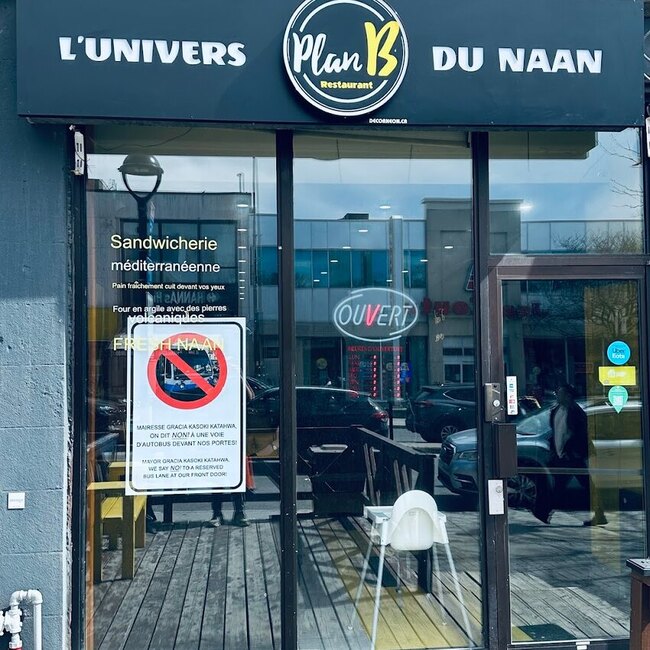 Restaurant planB (l'univers du naan) -  Restaurants Near: H3W3C2