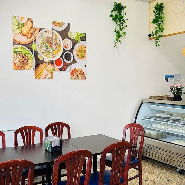 Ut Kia -  Restaurants Near: H1S1M3