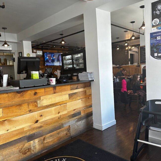 Restaurant Au Vieux Philippe - Contrecoeur Breakfast Restaurants