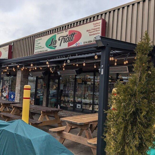 Deli La Trattoria - Restaurants pr&egrave;s de: H9W4C3