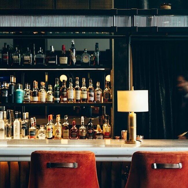 AXE Lounge Bar - Mont-Tremblant Restaurants