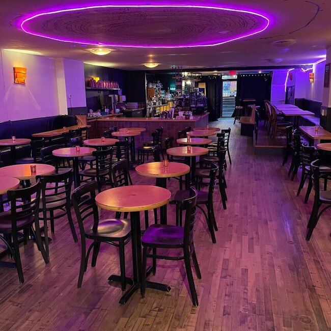 Kawalees - Outremont Online Ordering Restaurants