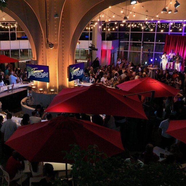 Terrasse Le jardin - Restaurants pr&egrave;s de: J4P3R2