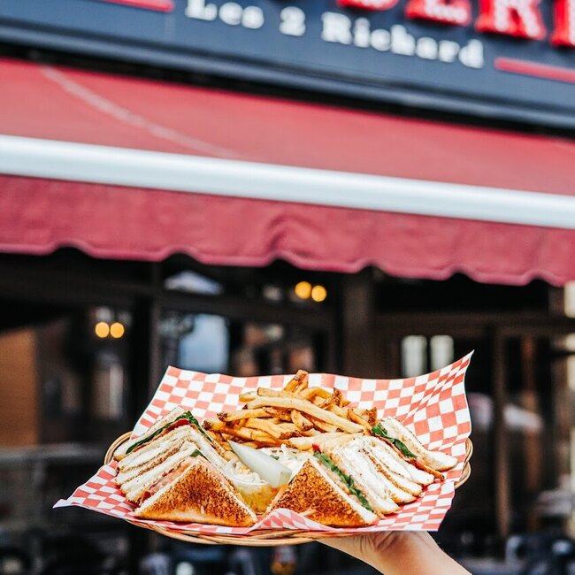 Brasserie Les 2 Richard Restaurant