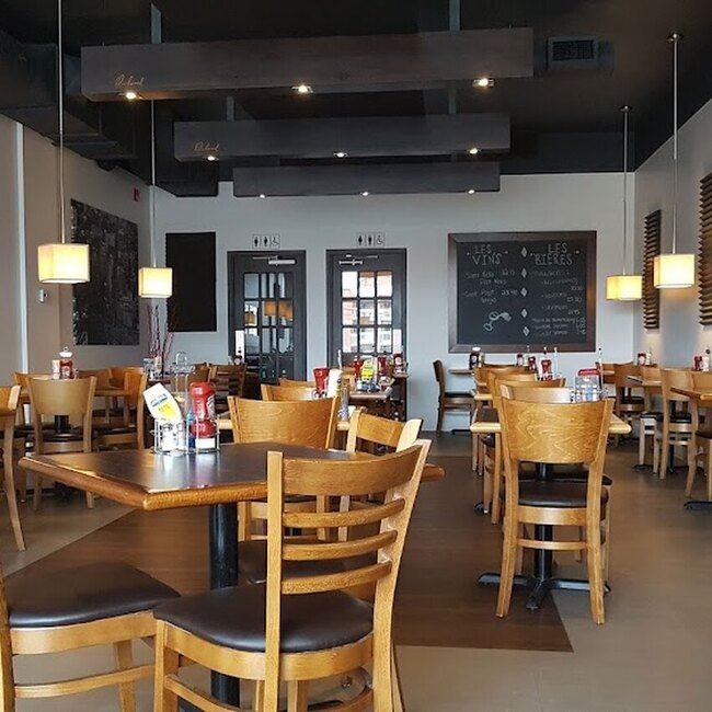 Les R&ocirc;tisseries Duhamel - Restaurants pr&egrave;s de: J2G2T5