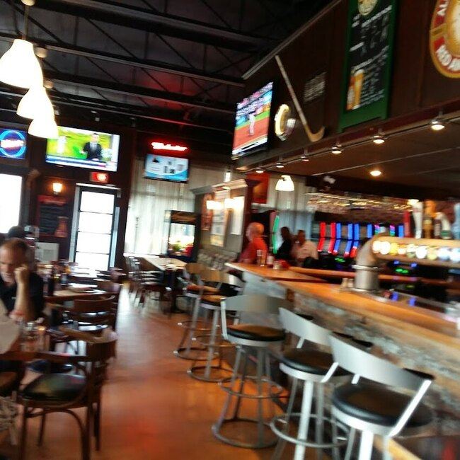 Resto Bar Lance Et Compte -  Restaurants Near: J6K1B7