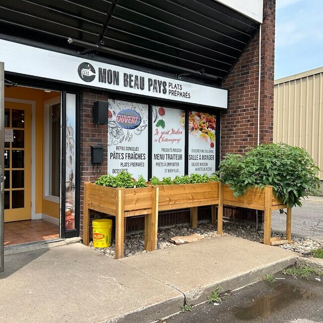 Mon beau pays - Restaurants pr&egrave;s de: J6K3A6