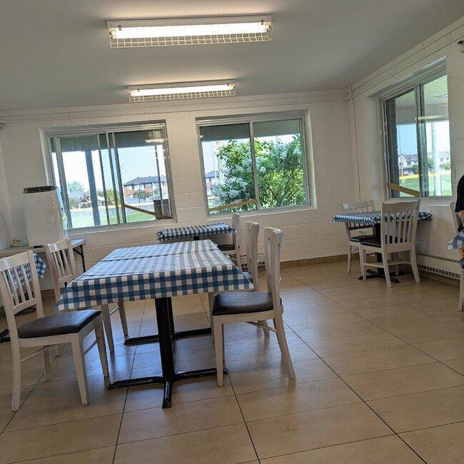 Chef P&eacute;cau - Contrecoeur Comfort Food Restaurants