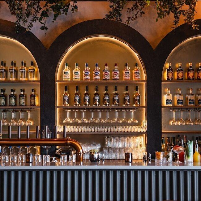 Mariana Distillerie & Brasserie -  Restaurants Near: G9A4S3