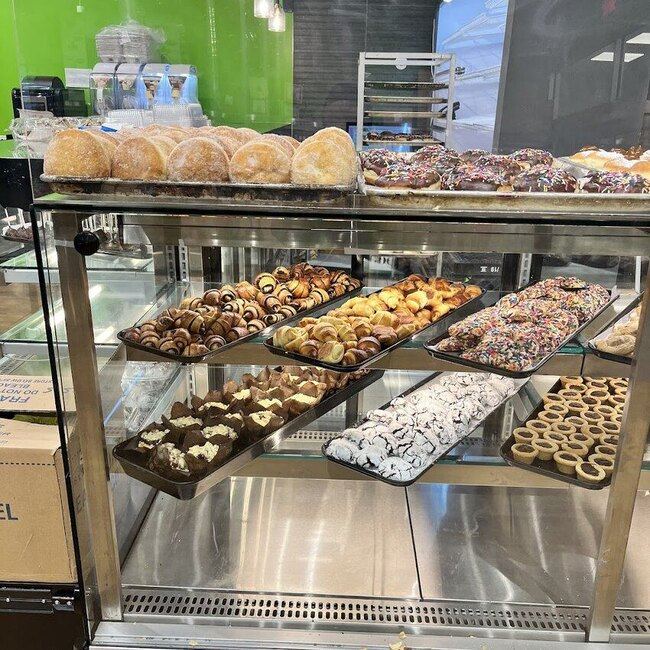 P&acirc;tisserie Amazin' Glazin' - Restaurants Commande en ligne Mile-End