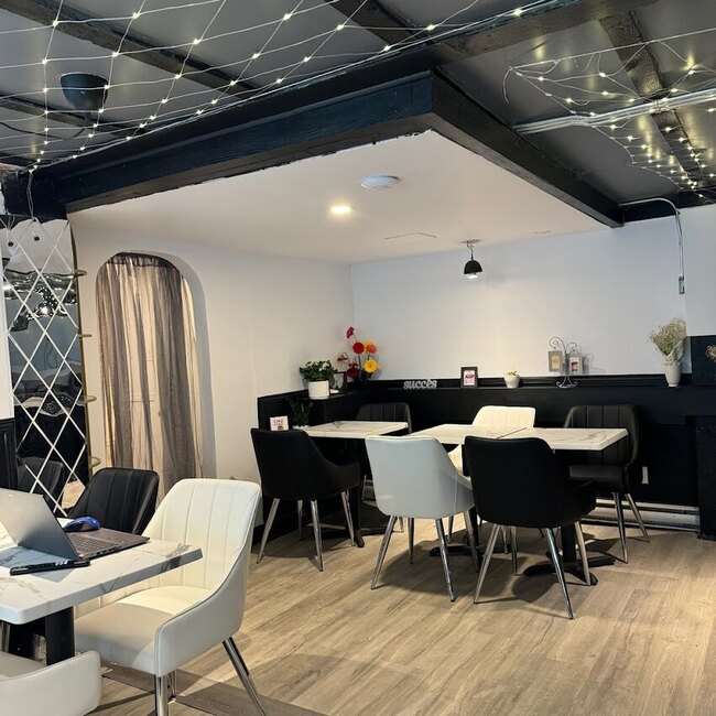 Cinq Cinq Montreal - Menu, Reviews & More January 2026