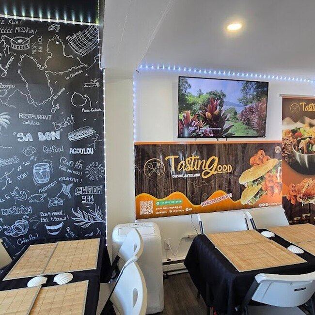 RESTAURANT TASTINGOOD -  Restaurants Near: J4K2G4