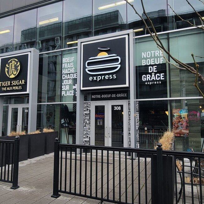 Notre-Boeuf-de-Gr&acirc;ce - Laval-des-Rapides Poutine